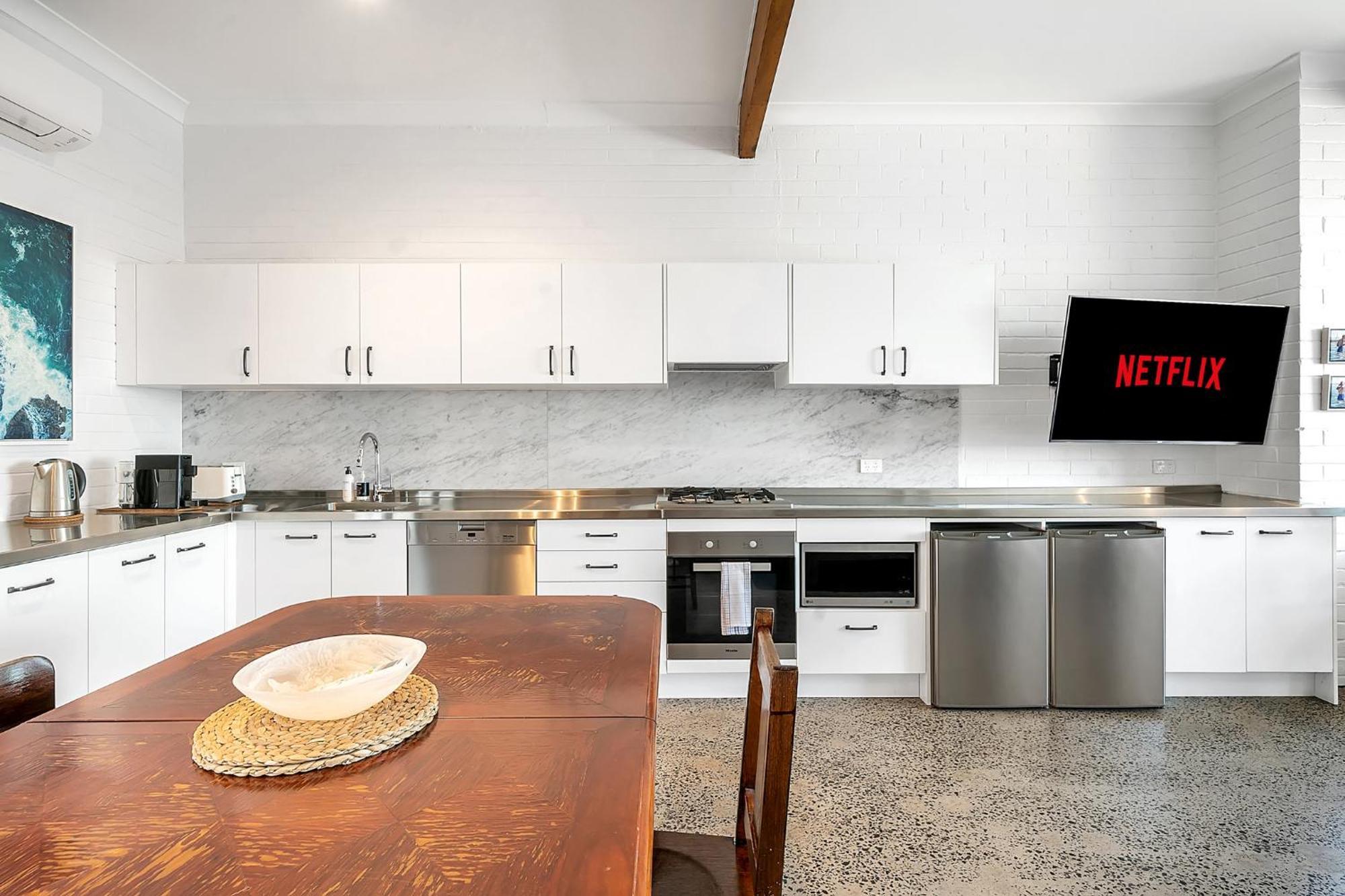 Upscale Cliffside Studio With Ocean Views North Bondi Sydney Zewnętrze zdjęcie