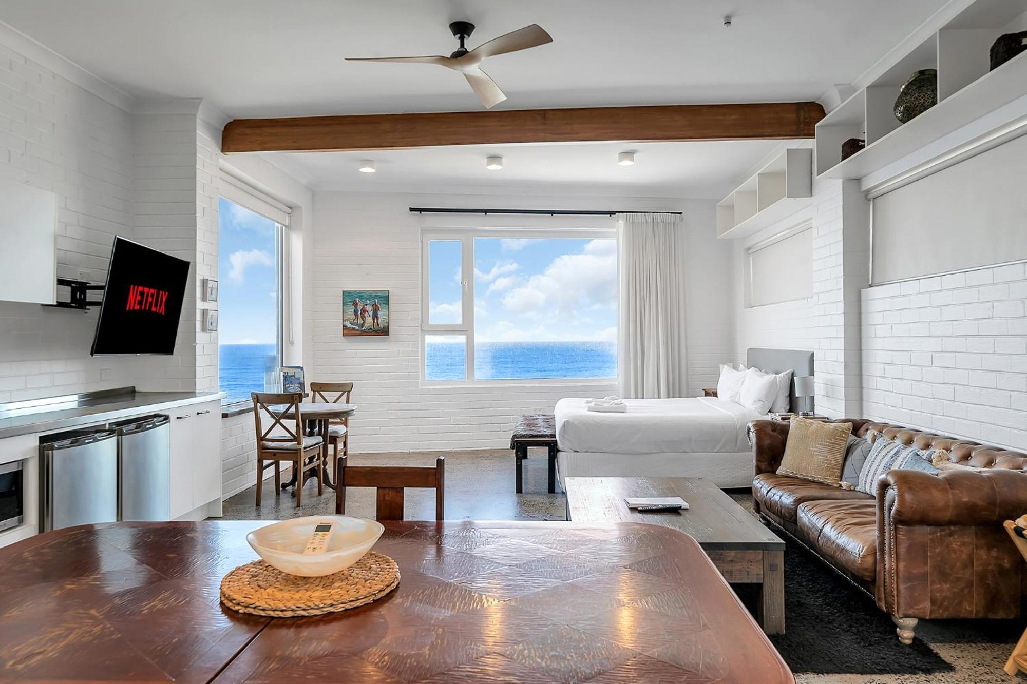 Upscale Cliffside Studio With Ocean Views North Bondi Sydney Zewnętrze zdjęcie